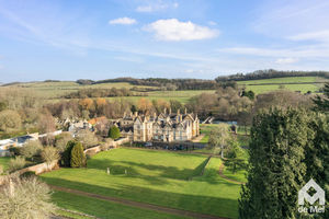 Photo 7- click for photo gallery